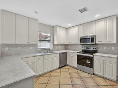 131 Island Way, Greenacres, FL 33413