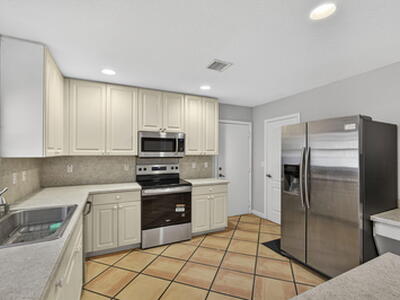 131 Island Way, Greenacres, FL 33413