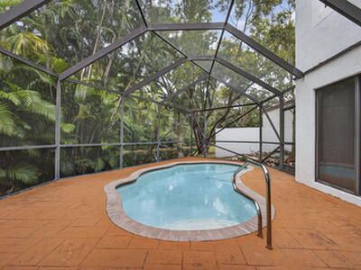 131 Island Way, Greenacres, FL 33413