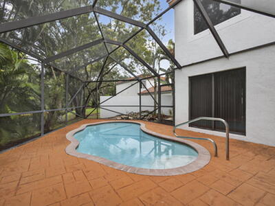 131 Island Way, Greenacres, FL 33413