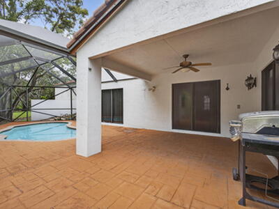 131 Island Way, Greenacres, FL 33413