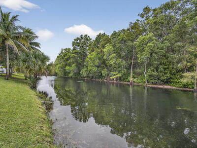 131 Island Way, Greenacres, FL 33413