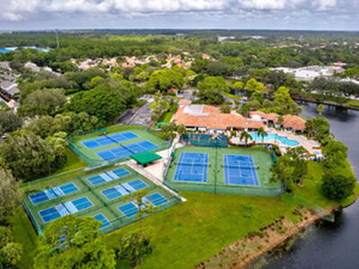 131 Island Way, Greenacres, FL 33413