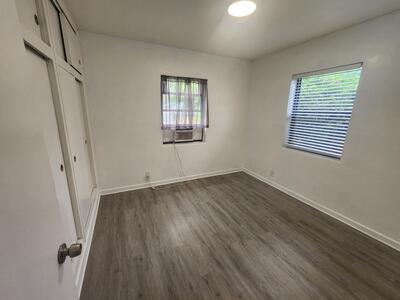 664 W 2nd Street, Riviera Beach, FL 33404