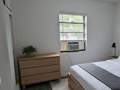 664 W 2nd Street, Riviera Beach, FL 33404