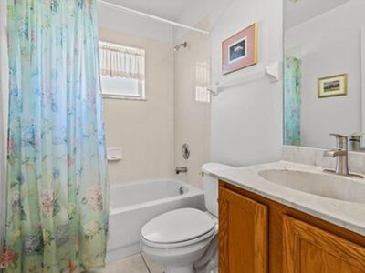 6020 NW Wolverine Road, Port Saint Lucie, FL 34986