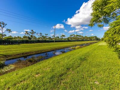 6020 NW Wolverine Road, Port Saint Lucie, FL 34986