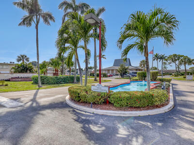 2687 N Garden Drive, Lake Worth, FL 33461