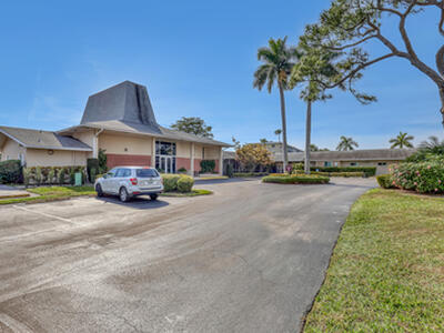 2687 N Garden Drive, Lake Worth, FL 33461