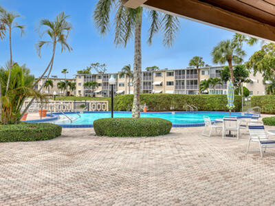 2687 N Garden Drive, Lake Worth, FL 33461