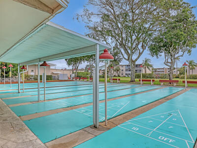 2687 N Garden Drive, Lake Worth, FL 33461