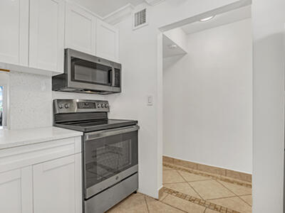 2687 N Garden Drive, Lake Worth, FL 33461