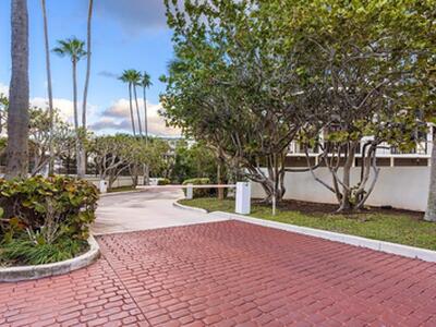 2401 N Ocean Boulevard, Boca Raton, FL 33431