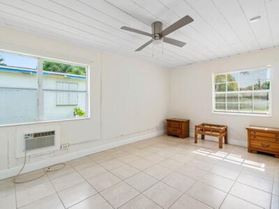 612 S Swinton Avenue, Delray Beach, FL 33444