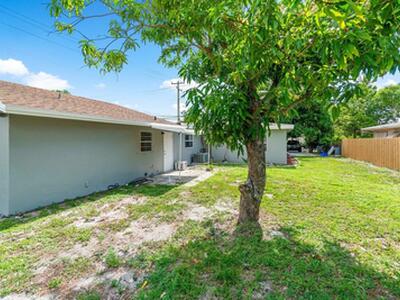 612 S Swinton Avenue, Delray Beach, FL 33444