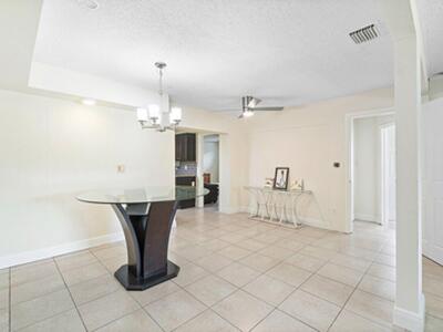 612 S Swinton Avenue, Delray Beach, FL 33444