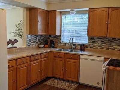 1350 Riverside Circle, Wellington, FL 33414