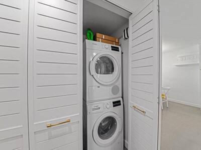 765 Jeffery Street, Boca Raton, FL 33487