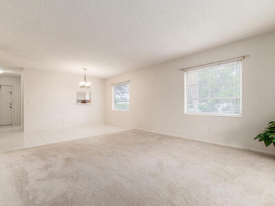 2950 SE Ocean Boulevard SE, Stuart, FL 34996