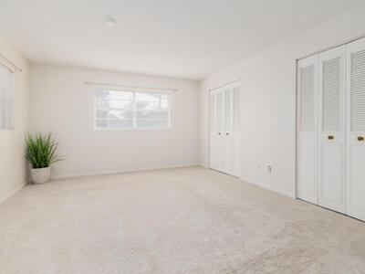 2950 SE Ocean Boulevard SE, Stuart, FL 34996