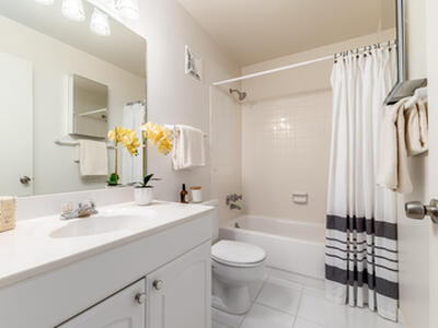 2950 SE Ocean Boulevard SE, Stuart, FL 34996