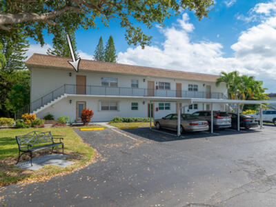 2950 SE Ocean Boulevard SE, Stuart, FL 34996