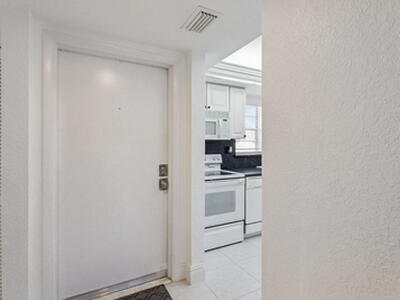 6100 NE 7th Avenue, Boca Raton, FL 33487