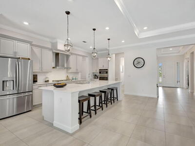 870 Hookline Circle, Loxahatchee, FL 33470