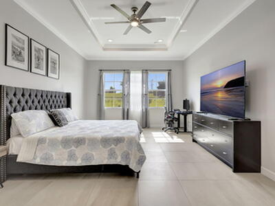 870 Hookline Circle, Loxahatchee, FL 33470