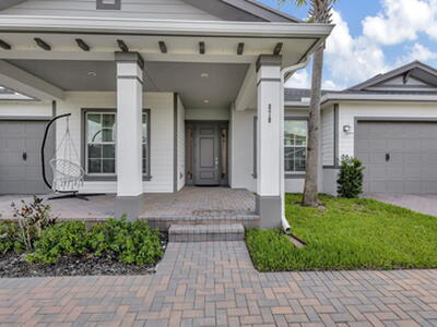 870 Hookline Circle, Loxahatchee, FL 33470