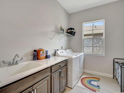 870 Hookline Circle, Loxahatchee, FL 33470