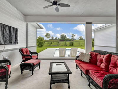 870 Hookline Circle, Loxahatchee, FL 33470