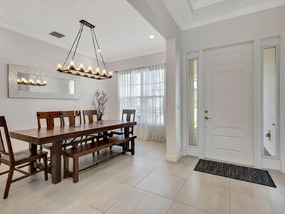 870 Hookline Circle, Loxahatchee, FL 33470