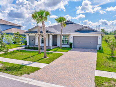 870 Hookline Circle, Loxahatchee, FL 33470