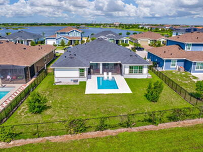 870 Hookline Circle, Loxahatchee, FL 33470