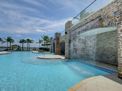 870 Hookline Circle, Loxahatchee, FL 33470