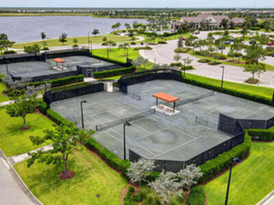 870 Hookline Circle, Loxahatchee, FL 33470