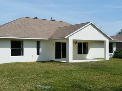 5704 NW Croton Avenue, Port Saint Lucie, FL 34986