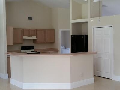 5704 NW Croton Avenue, Port Saint Lucie, FL 34986