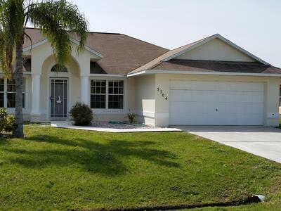 5704 NW Croton Avenue, Port Saint Lucie, FL 34986