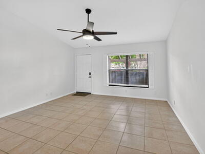 73 Via De Casas Norte, Boynton Beach, FL 33426