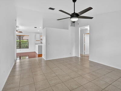 73 Via De Casas Norte, Boynton Beach, FL 33426