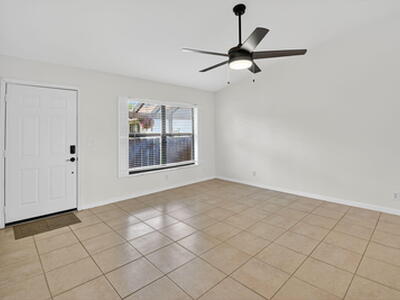 73 Via De Casas Norte, Boynton Beach, FL 33426
