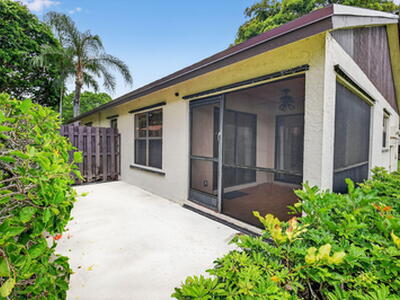 73 Via De Casas Norte, Boynton Beach, FL 33426