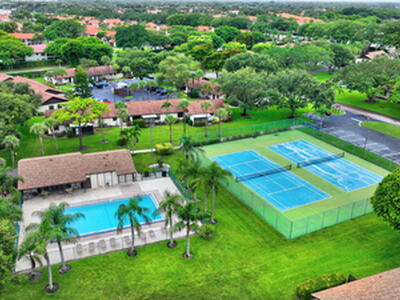 73 Via De Casas Norte, Boynton Beach, FL 33426