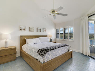 543 Bay Colony Drive N, Juno Beach, FL 33408