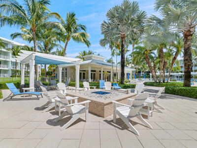 543 Bay Colony Drive N, Juno Beach, FL 33408