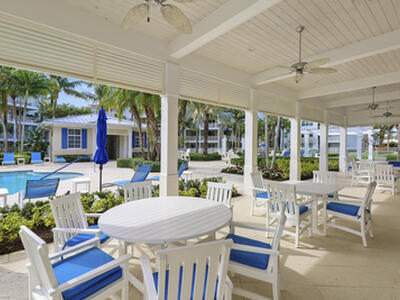 543 Bay Colony Drive N, Juno Beach, FL 33408