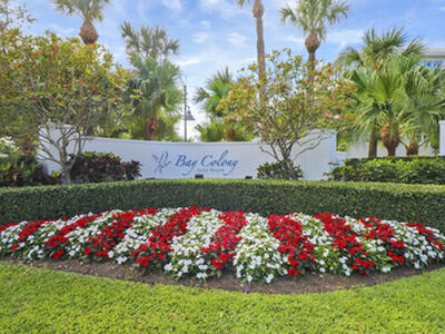 543 Bay Colony Drive N, Juno Beach, FL 33408