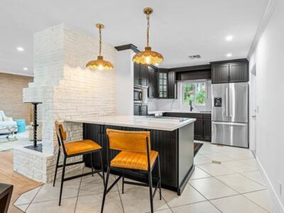 35 Anna Street, Ocean Ridge, FL 33435